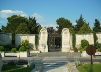 Fermeture des cimetières