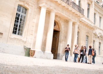 Aide au rapatriement des 500 étudiants de la région actuellement à l’étranger