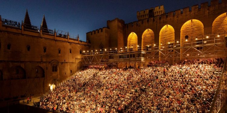 Les manifestations culturelles sommées d’annuler pour cause de Covid 19