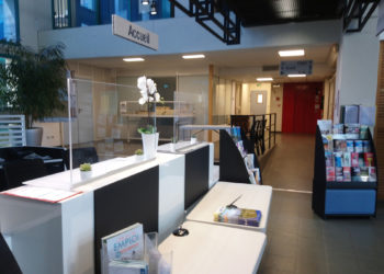 La miroiterie Avignonnaise propose ses hygiaphones sur mesure