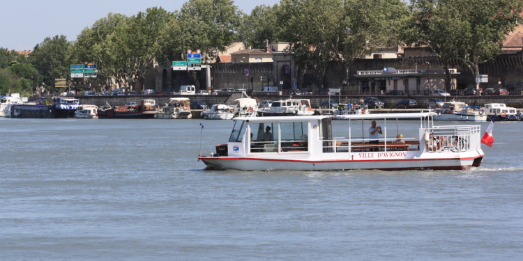 Gard/Vaucluse : reprise progressive des activités nautiques sur le Rhône