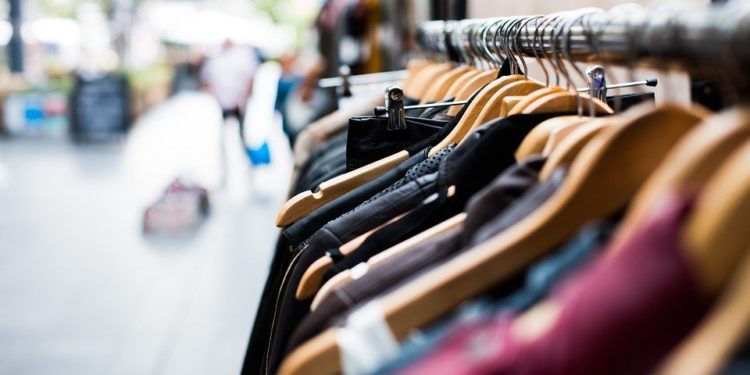 Le secteur de l’habillement appelle à un report des soldes d’été