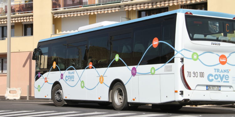Comtat : s’informer du passage des bus en temps réel avec Transcove