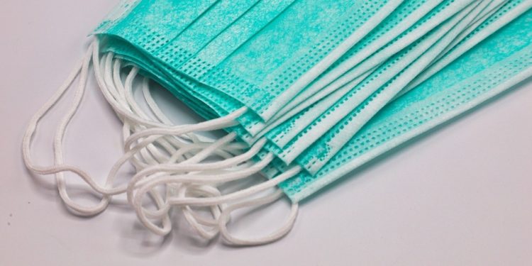 Saisonniers infectés : la Région livre 5 000 masques à Noves et Maillane