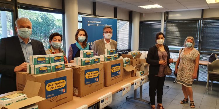 La Région Sud distribue 12 500 masques aux centres de formations du Vaucluse