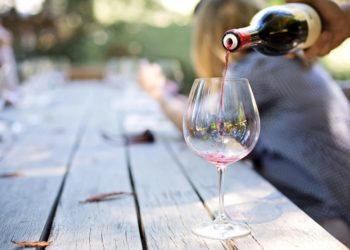 Une guinguette des vins à Visan