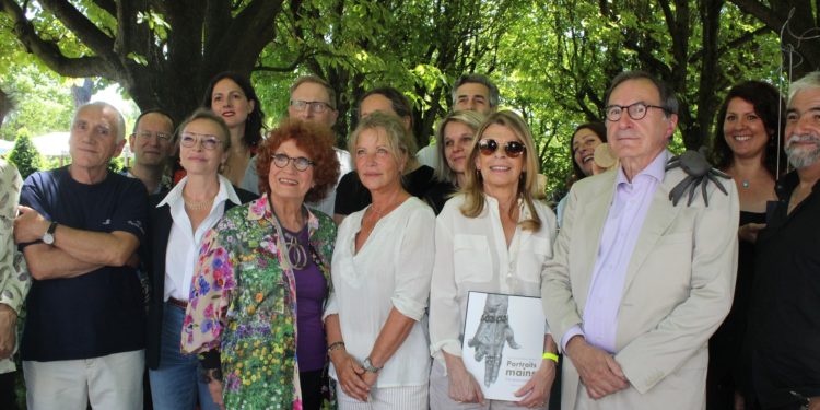 Flâneries d’art contemporain dans les jardins Aixois