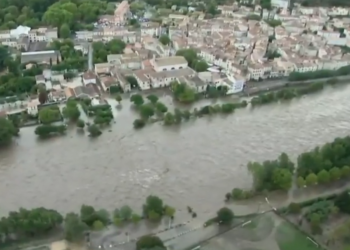 Solidarité : les maires de Vaucluse avec les communes du Gard