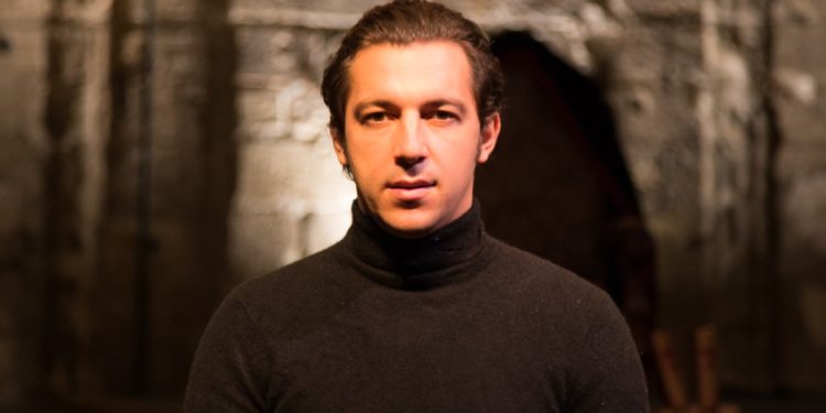 Julien Gélas, directeur du Théâtre du Chêne noir à Avignon : « Le théâtre populaire est là pour parler à tous les publics, ce qui n’empêche pas l’exigence »