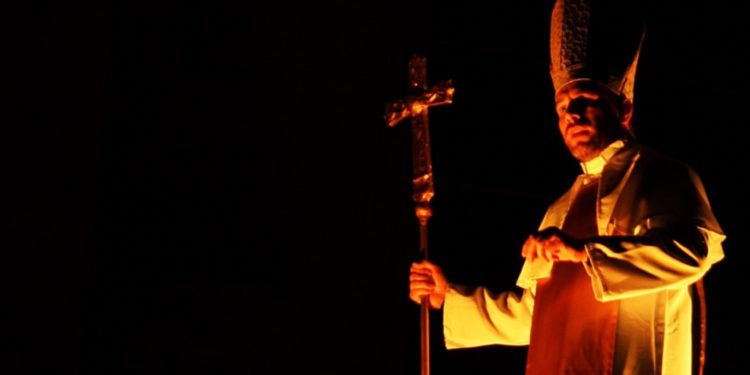 Palais obscur et Avignon la ténébreuse : et si l’on soulevait le voile ?