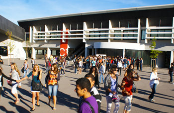 Covid-19 : suspension de l’accueil des lycéens à la cité scolaire de Vaison-la-Romaine