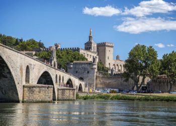 Renouvellement de la certification Afnor pour l’office de tourisme d’Avignon