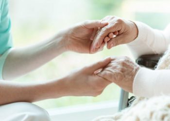 Services à la personne : 40 postes à pourvoir en Région Provence-Alpes-Côte d’Azur