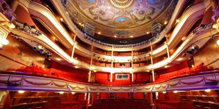 Opéra d’Avignon : le spectacle s’invite dans nos foyers