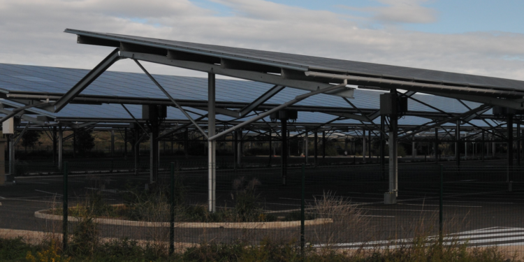 Le parking le moins cher de la gare TGV rouvrira bien début 2021