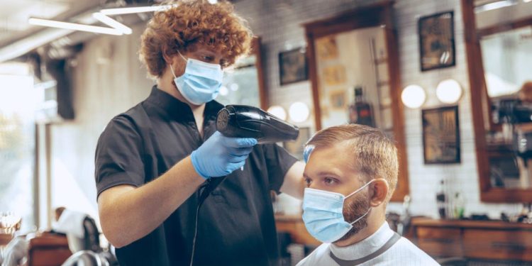Coiffeurs et instituts de beauté pourront ouvrir tous les dimanches de décembre