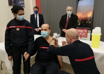 Covid-19 : opération de vaccination pour les sapeurs-pompiers du SDIS de Vaucluse