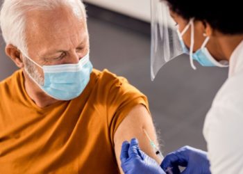 Vaccination : la Ville d’Avignon accompagne les seniors dans leurs démarches