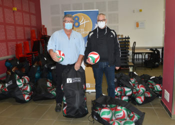 1 103 ballons offerts aux clubs des cantons d’Avignon, du Pontet, de Bollène, de Vaison-La-Romaine et de Valréas