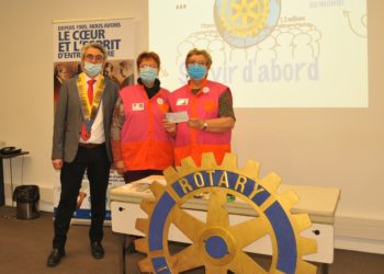 Rotary d’Avignon : 1 000€ pour les Blouses roses