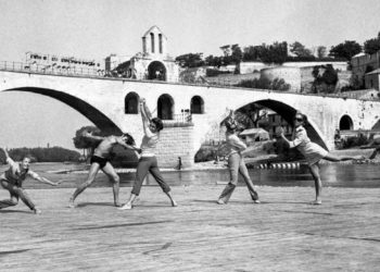 Avignon, Jardin des Doms, 30 images inédites et géantes pour fêter  Jean Vilar