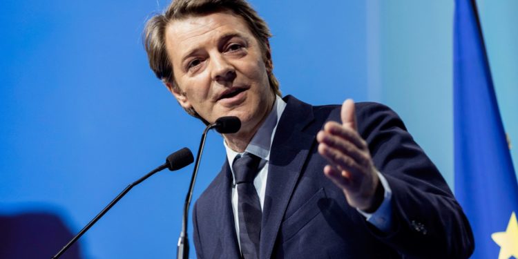 François Baroin : « Les maires ont la volonté farouche de protéger leur population »