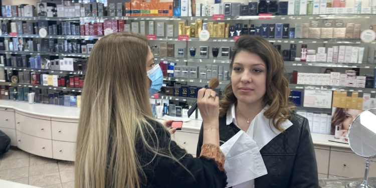 Sorgues, les déesses de Reines du shopping font du charme au business !