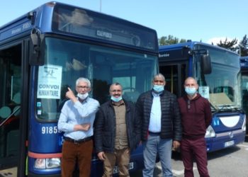 Don de bus pour les écoliers des villages marocains