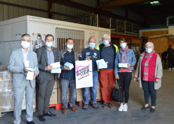 La CPAM de Vaucluse remet 90 000 masques aux Restos du cœur