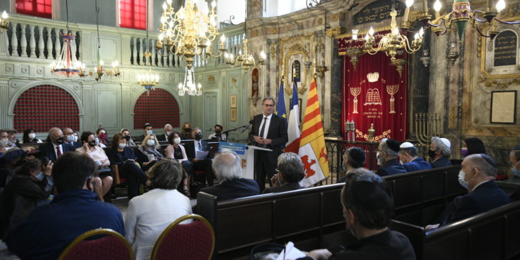La Région célèbre la restauration de la synagogue de Carpentras