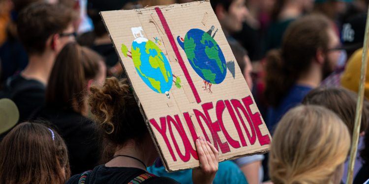 Marche pour le climat le dimanche 9 mai au départ du Palais des papes