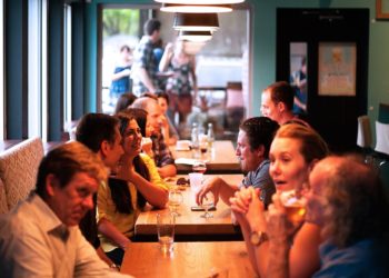 Commerces et restaurants : calendrier et conditions de déconfinement