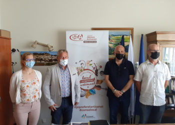 Cadenet signe la charte de proximité de la Chambre des métiers