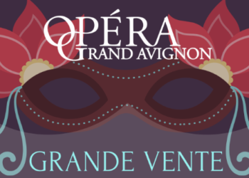 Plus de 4 000 costumes en vente à l’Opéra d’Avignon