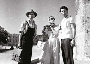 Aujourd’hui, inauguration de la promenade photographique du Jardin des Doms d’Avignon à 17h