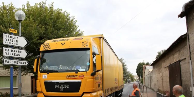 Déviation à Violès : quand les poids lourds ne sont pas les bienvenus