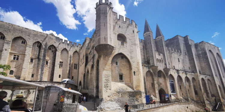 Avignon mise sur l’expérience pour attirer les touristes cet été