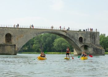 Avignon en canoë ou à vélo 