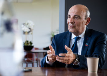 Éric Trappier : « Il est nécessaire que la France reste une puissance industrielle »