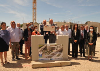 Nouvelle CAF de Vaucluse, Pose de la 1re pierre de Confluence park, figure de proue de la Zac Courtine