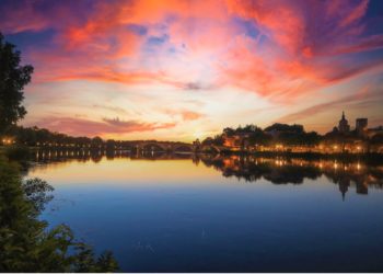 Avignon plébiscitée par les touristes Français