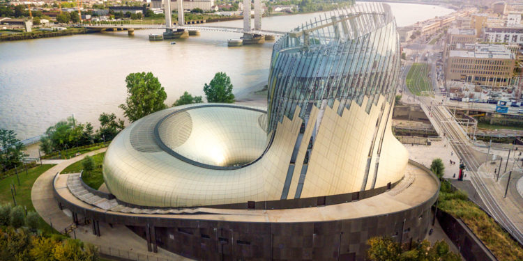 Cité du Vin : Tout sur Dionysos