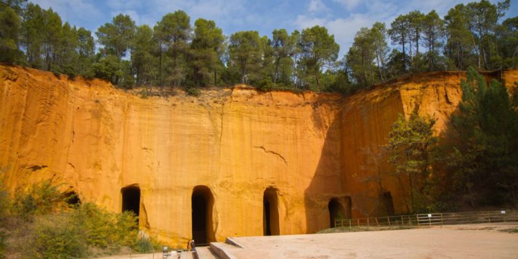 Les mines de Bruoux, voyage au cœur de l’ocre du Luberon