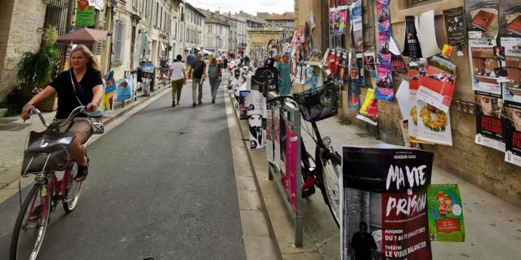 Taux d’incidence qui explose et retour du masque en extérieur en Vaucluse