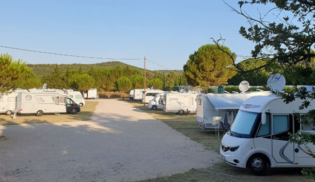 ‘Camping-car park’ ouvre une nouvelle aire à Goult