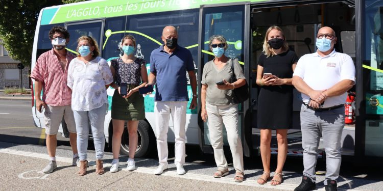 Luberon Monts de Vaucluse : votre abonnement de bus disponible sur application mobile