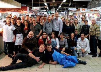 1ère collecte à vélo-remorque des déchets des halles d’Avignon