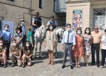 Les gendarmes montent sur leurs grands chevaux en Luberon