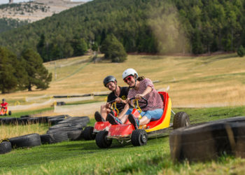 Station mont Serein : bouée, trampoline, kart ou cheval