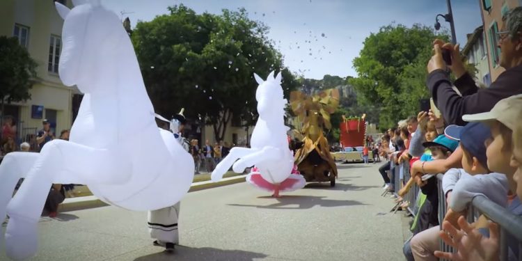 Les chars du Corso de Cavaillon défileront dans les rues